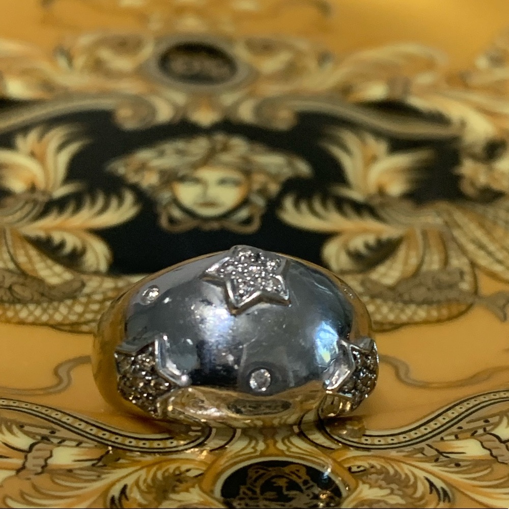 14K White Gold & Diamonds Ring